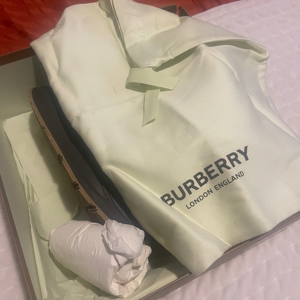 Burberry Sneakers